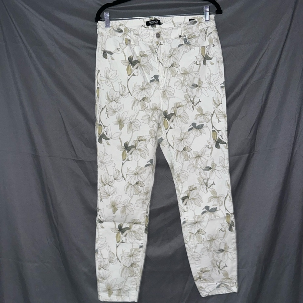White floral print Buffalo jeans